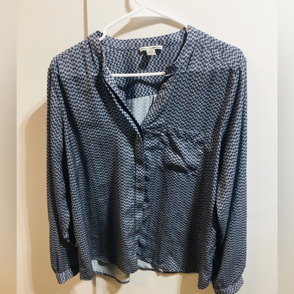 Dalia Collection Women’s Button up shirt XL